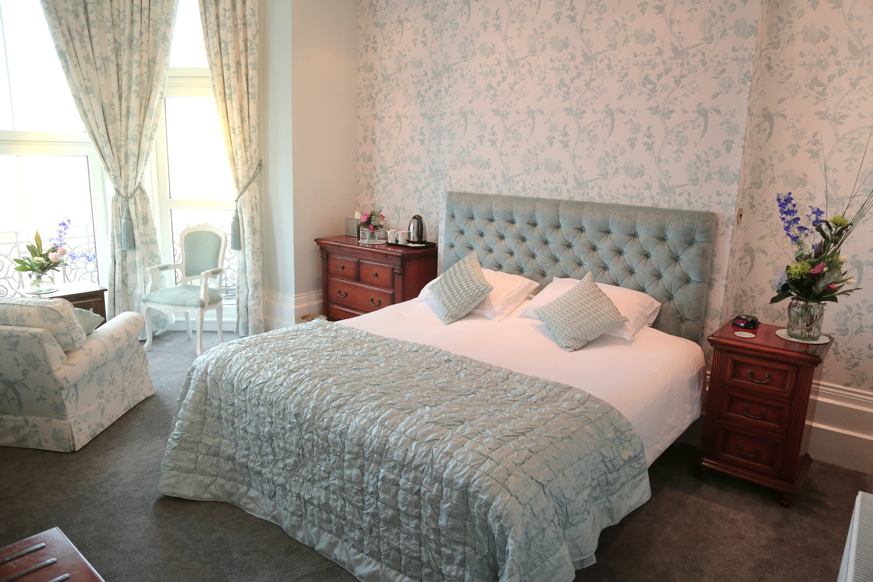 Dog friendly and Beachfront Hotel in Eastbourne East Beach Hotel