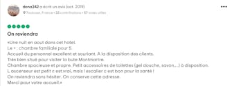 Avis client satisfait du petit-déjeuner à l'hôtel