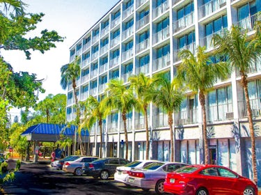 Home | North Miami Beach Gardens Inn and Suites