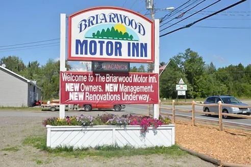 Briarwood Motor Inn guest room or amenity