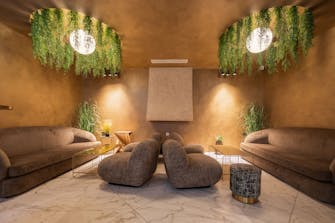 Bar area- King Solomon Hotel, London