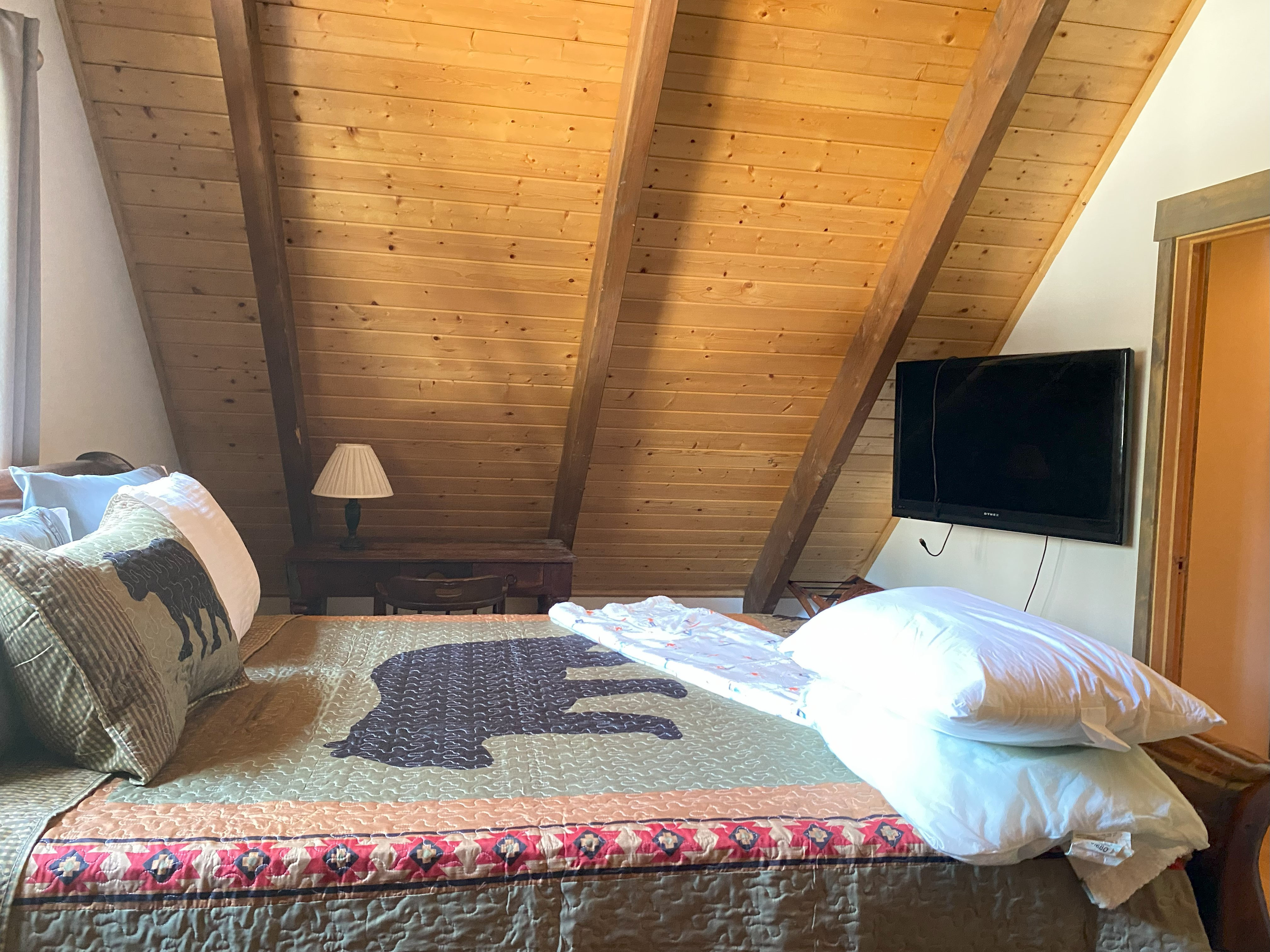 Cabin Ponderosa | Blue Horizon Lodge