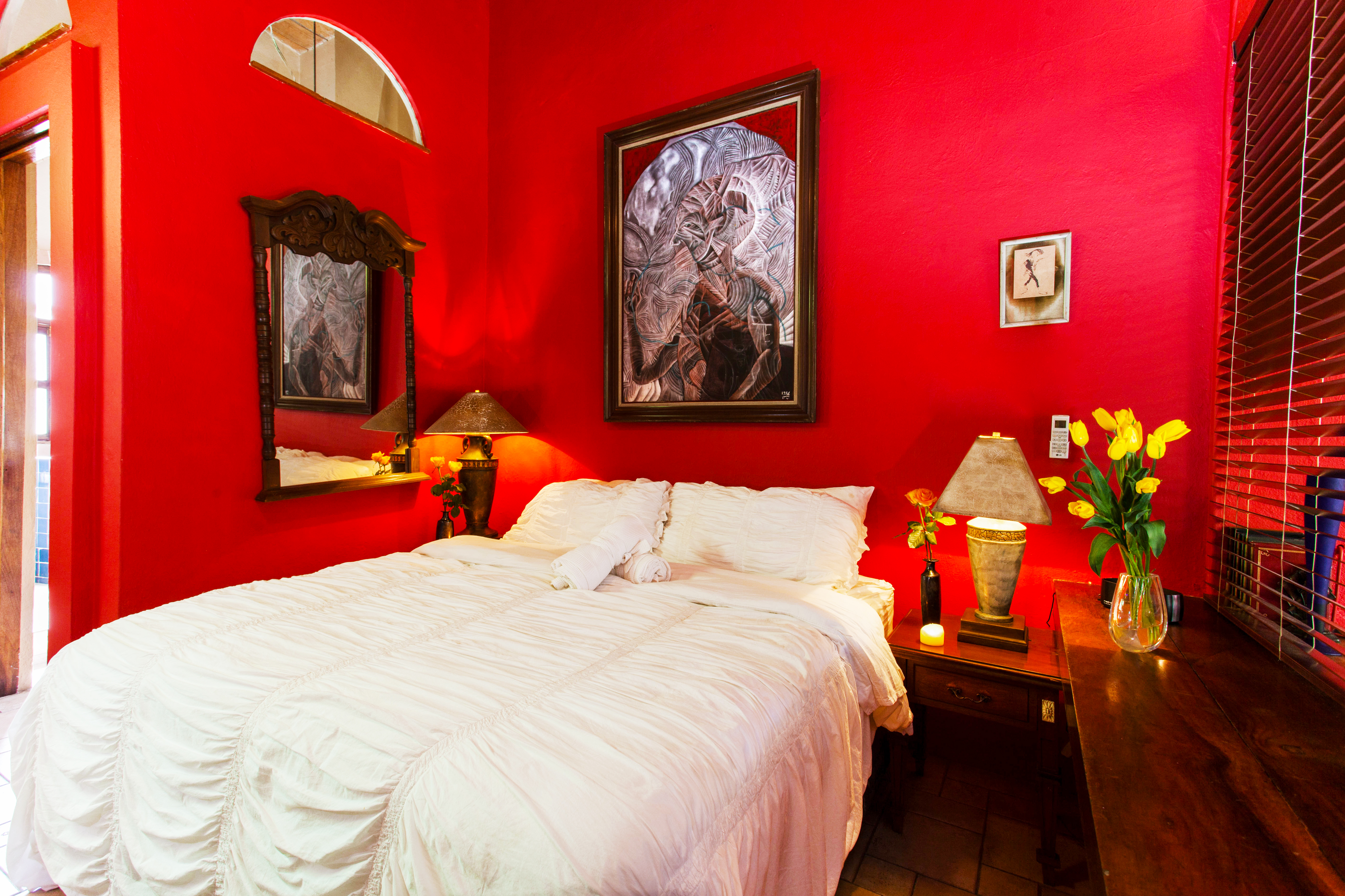 Home Garlands Del Rio