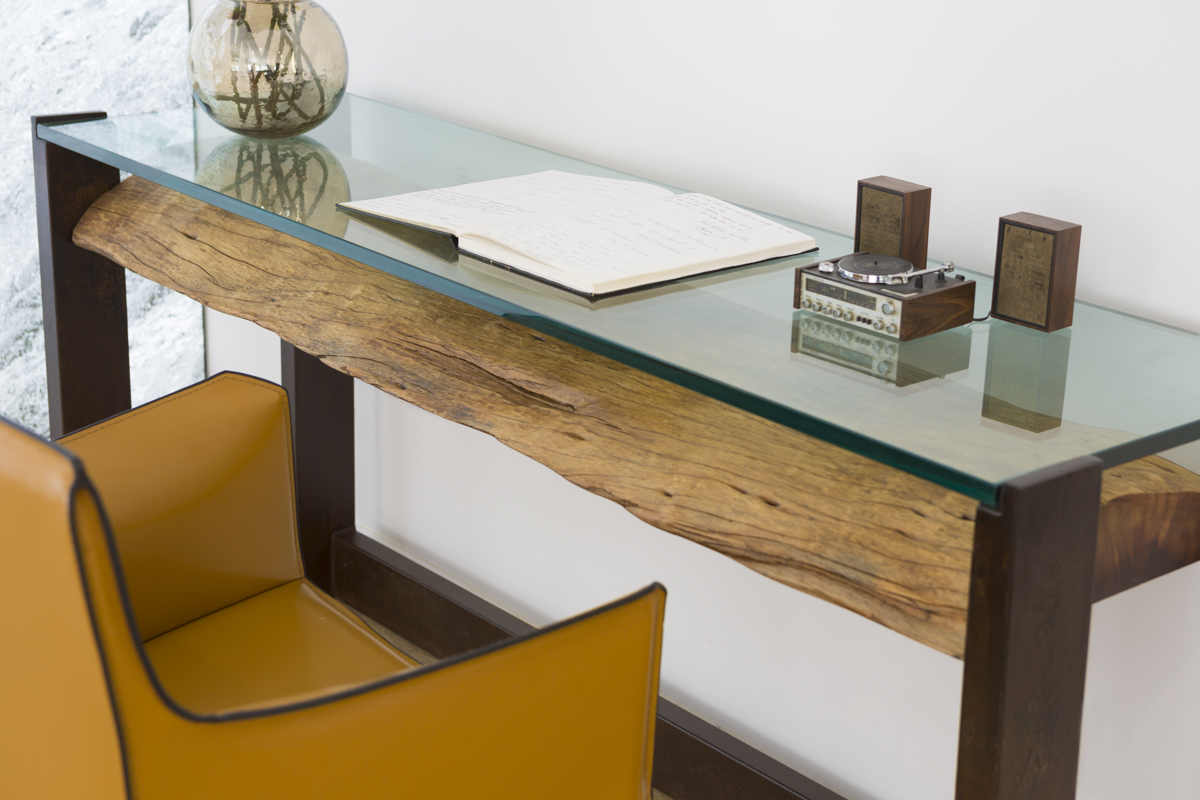 No salão do Hotel Alcatruz tem internet gratuita, televisão, música e jogos de tabuleiro.