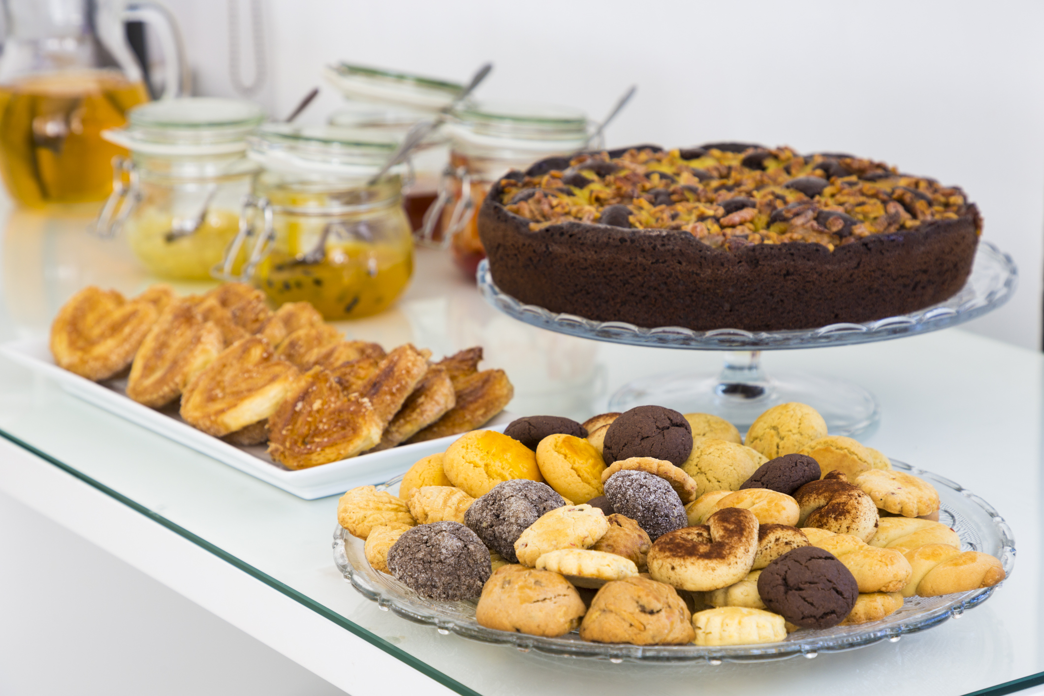 Os pequenos-almoços do Hotel Alcatruz têm pão, bolos e bolinhos do Pão do Rogil.
