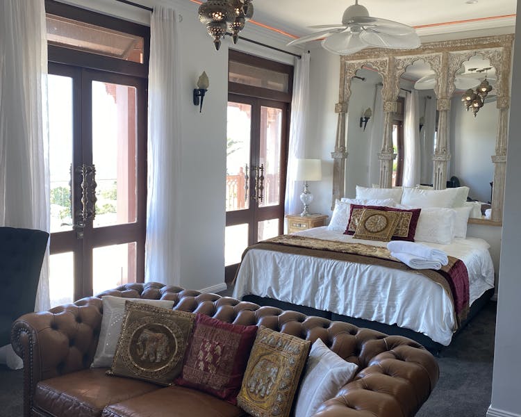 Jasmine Suite ultimate luxurious Indian Furnishings in this incredible 5 star adults only retreat