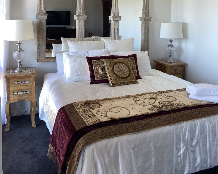 Magnificent Indian Bedhead in Jasmine Suite adults only 5 star retreat