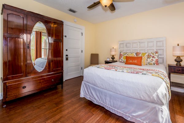 Comfortable Rooms With Private Baths 44 Spanish Street Inn