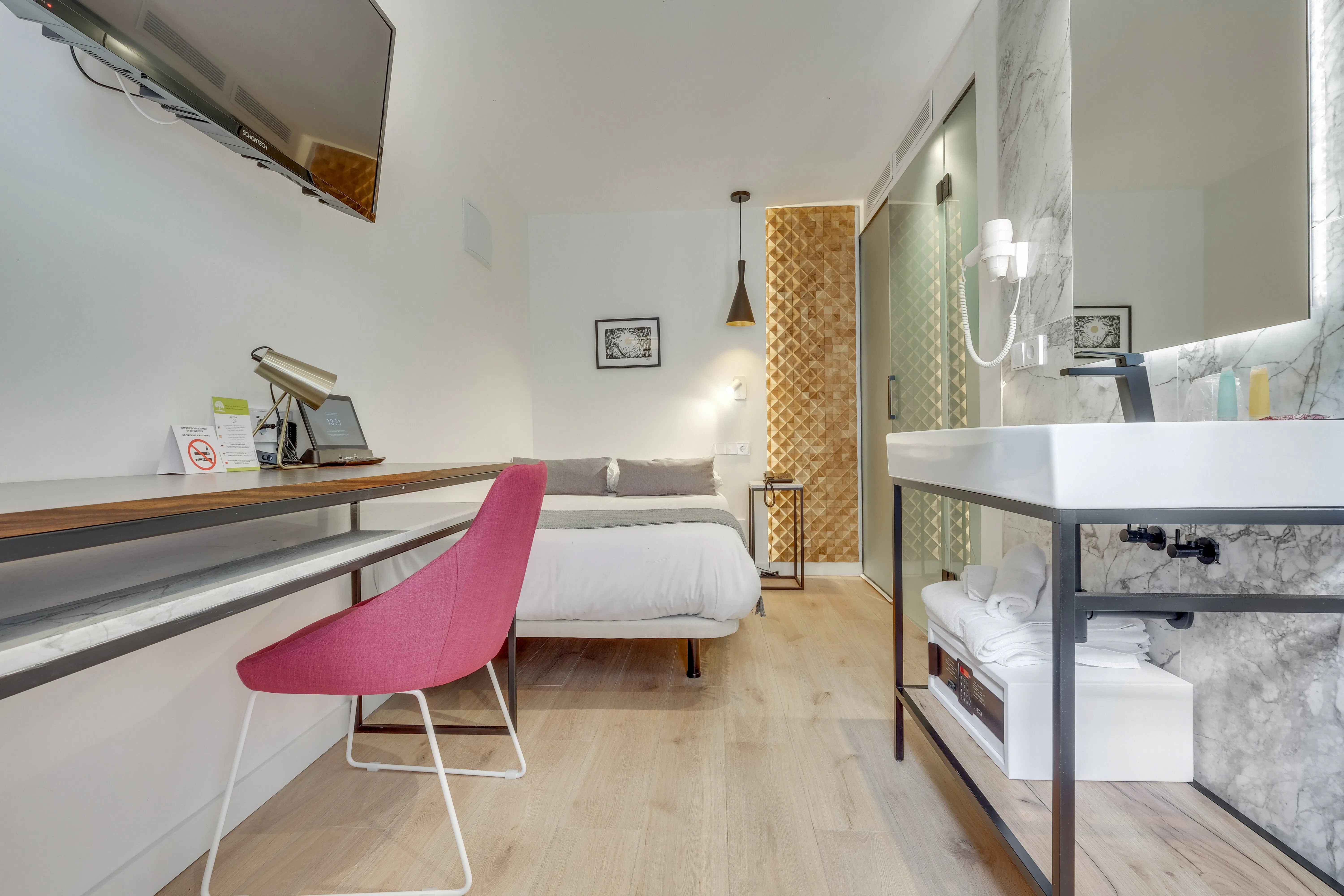 Standard Single Room Hotel Beausejour