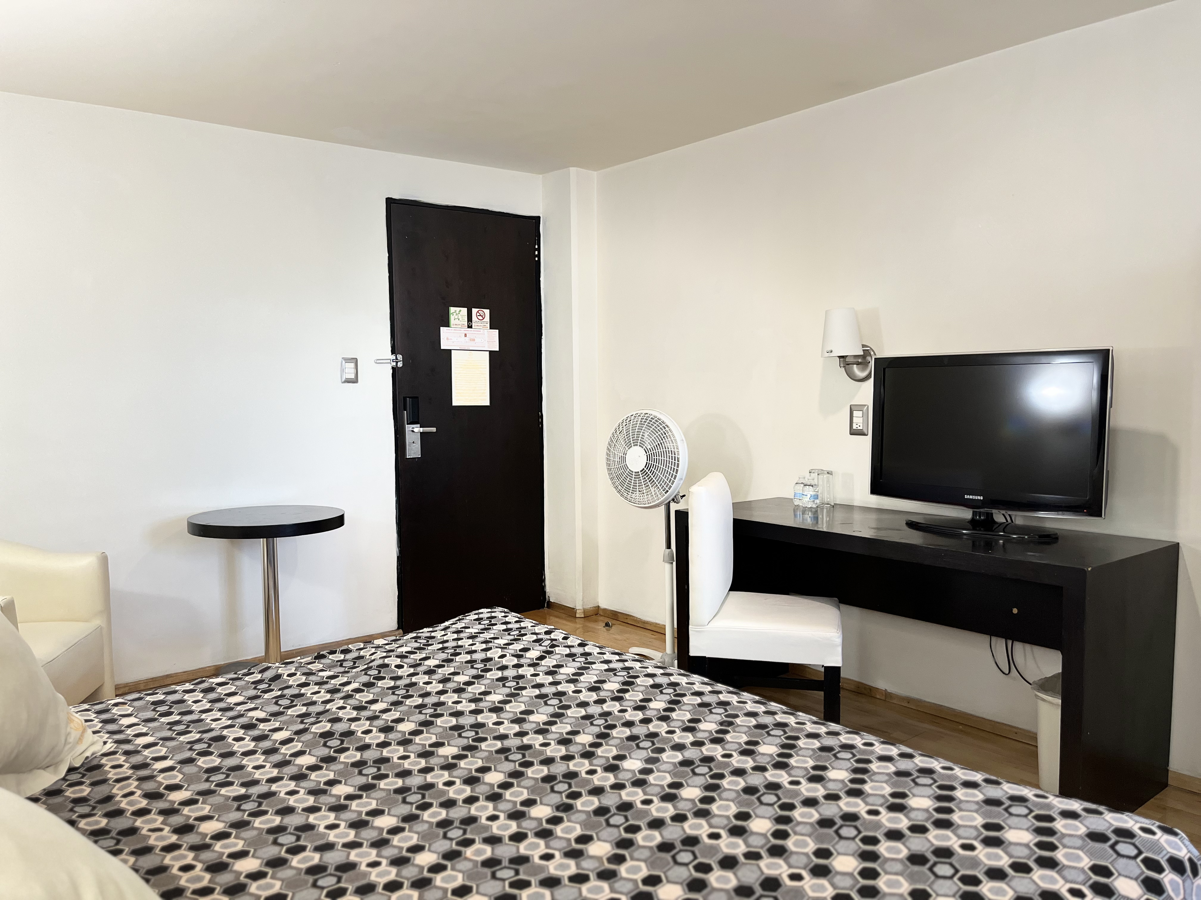 Estándar una cama matrimonial