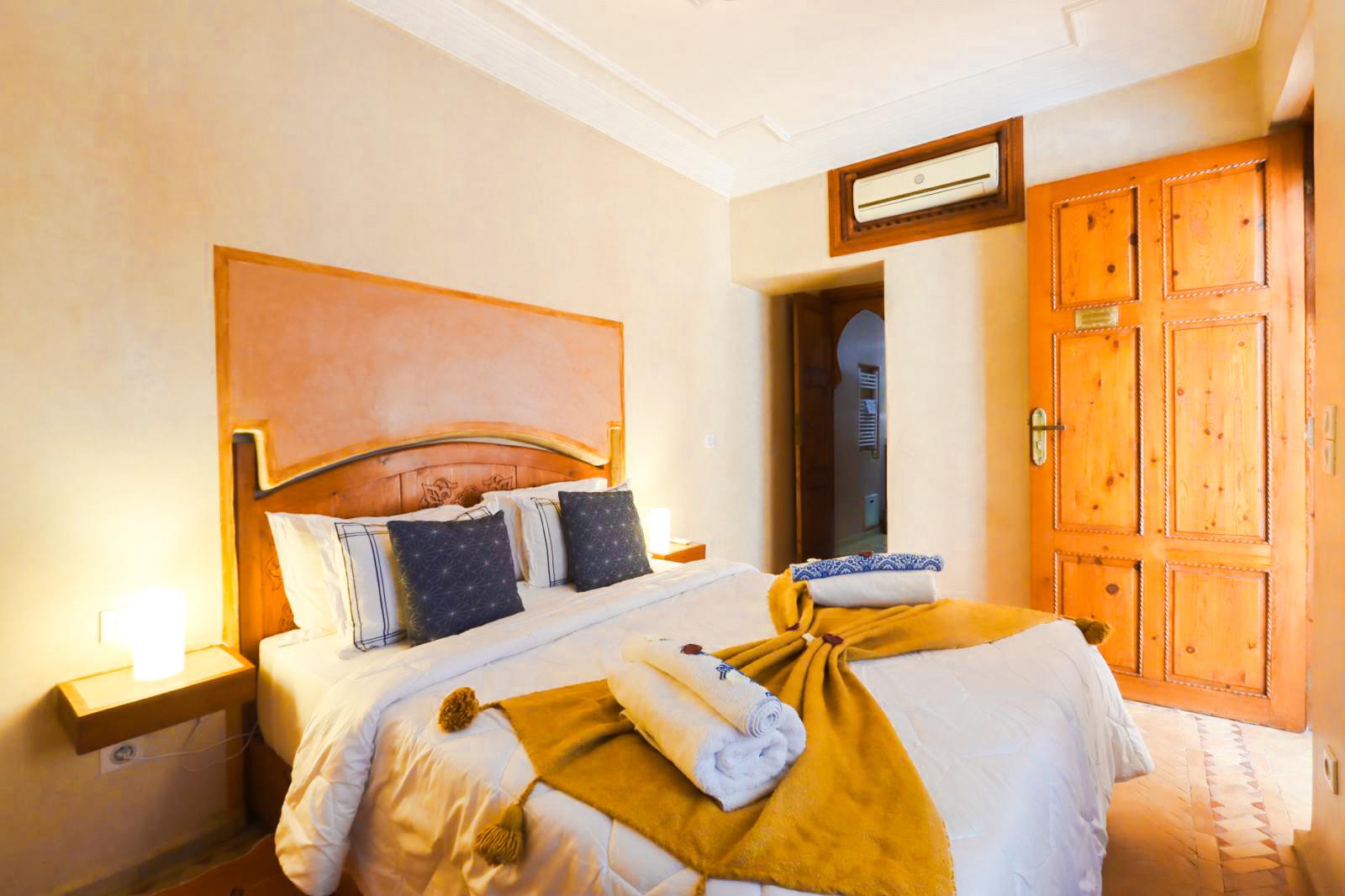 CHAMBRE DOUBLE / Bab Doukkala et Bab Ghamat