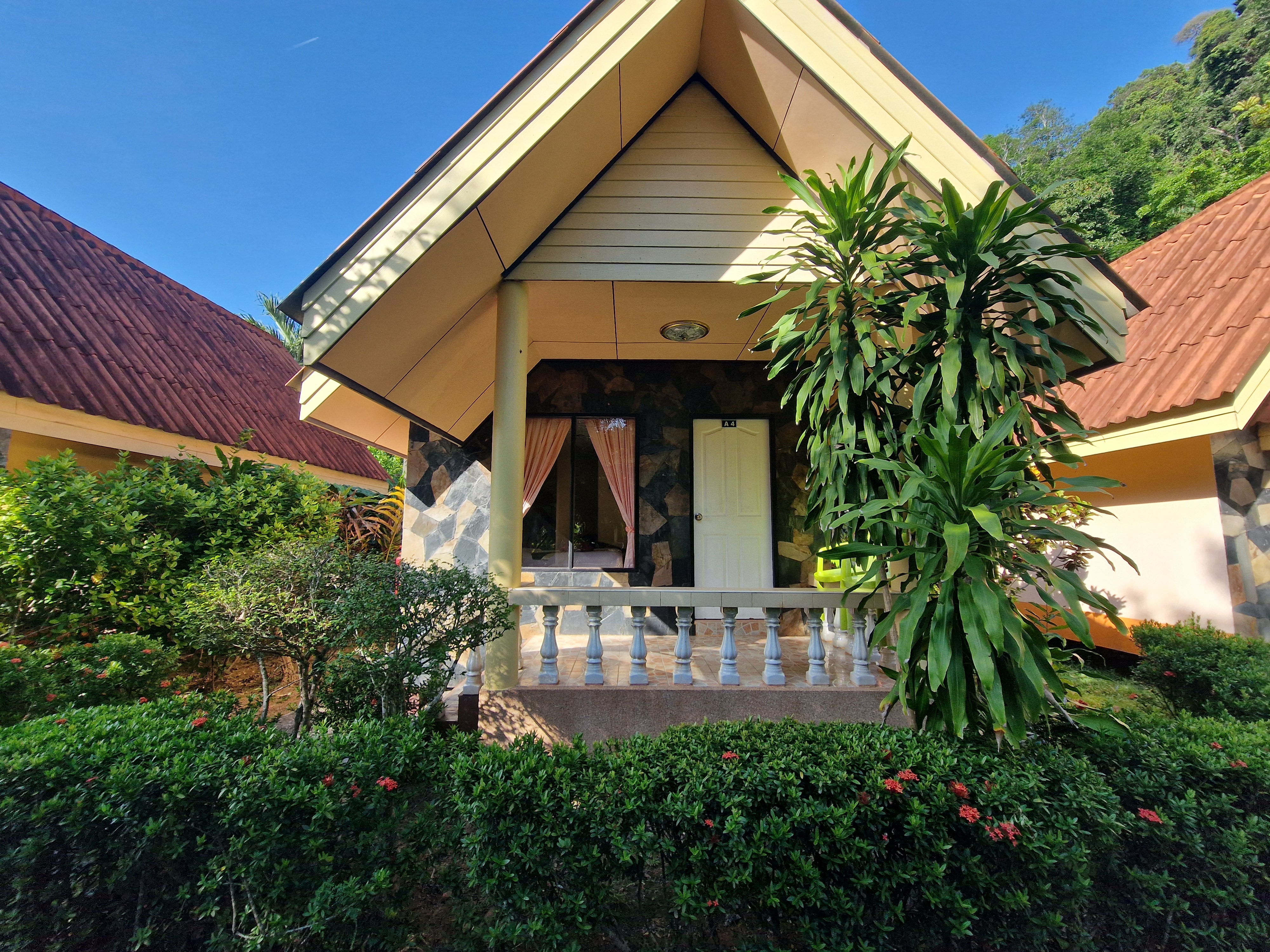 One-Bedroom Bungalow