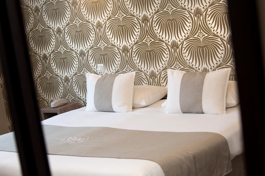 Autre vue de la Chambre double supérieure de l'hôtel des ducs à Dijon