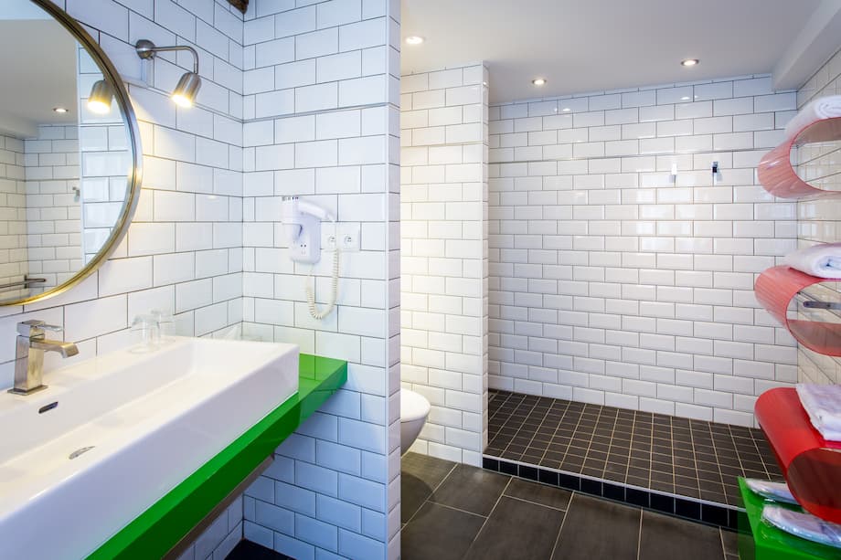 Salle de bains de la Chambre culinaire de la résidence des ducs à Dijon