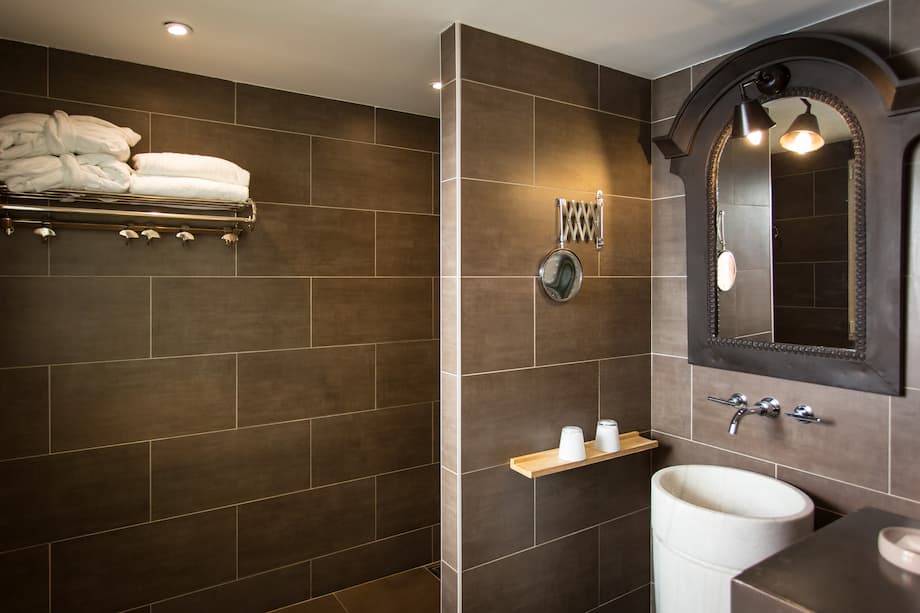 Salle de bains de la Chambre Loft de la résidence des ducs à Dijon