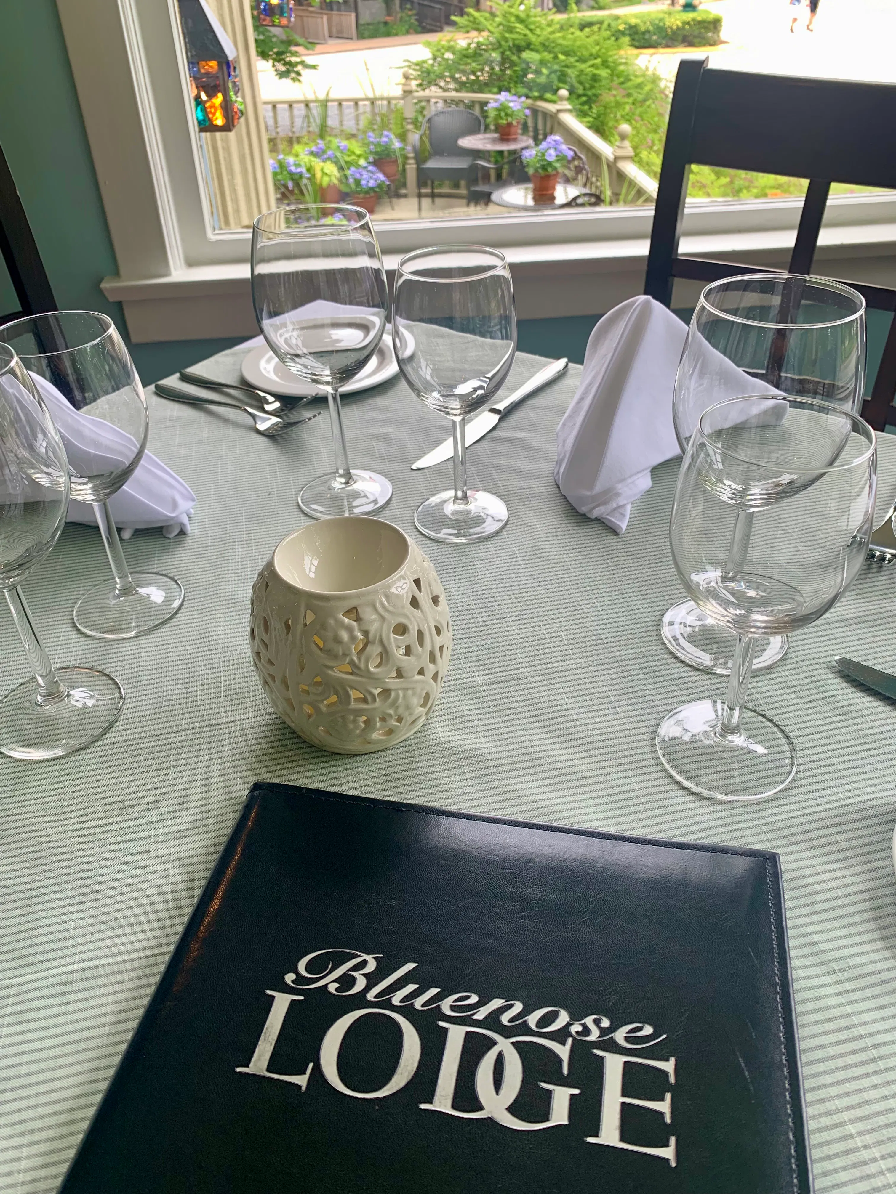 Bluenose Lodge Lunenburg Canada | Bluenose Lodge