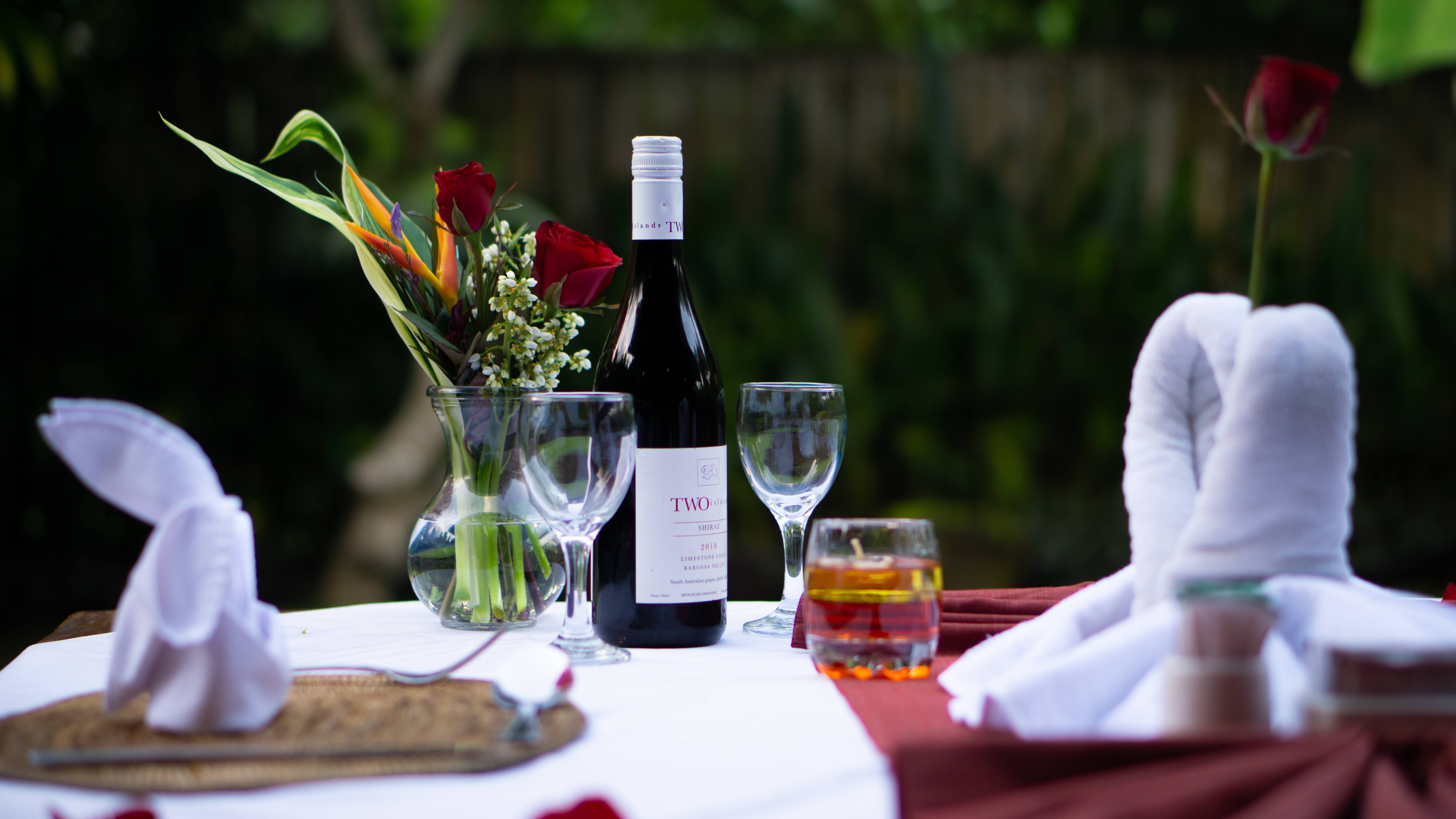 Honeymoon Decorations