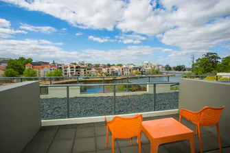 Superior Apartment - Riverview a