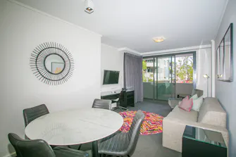Classic Apartment - Lounge/Dining