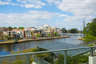 Superior Apartment - Claisebrook Cover River View
