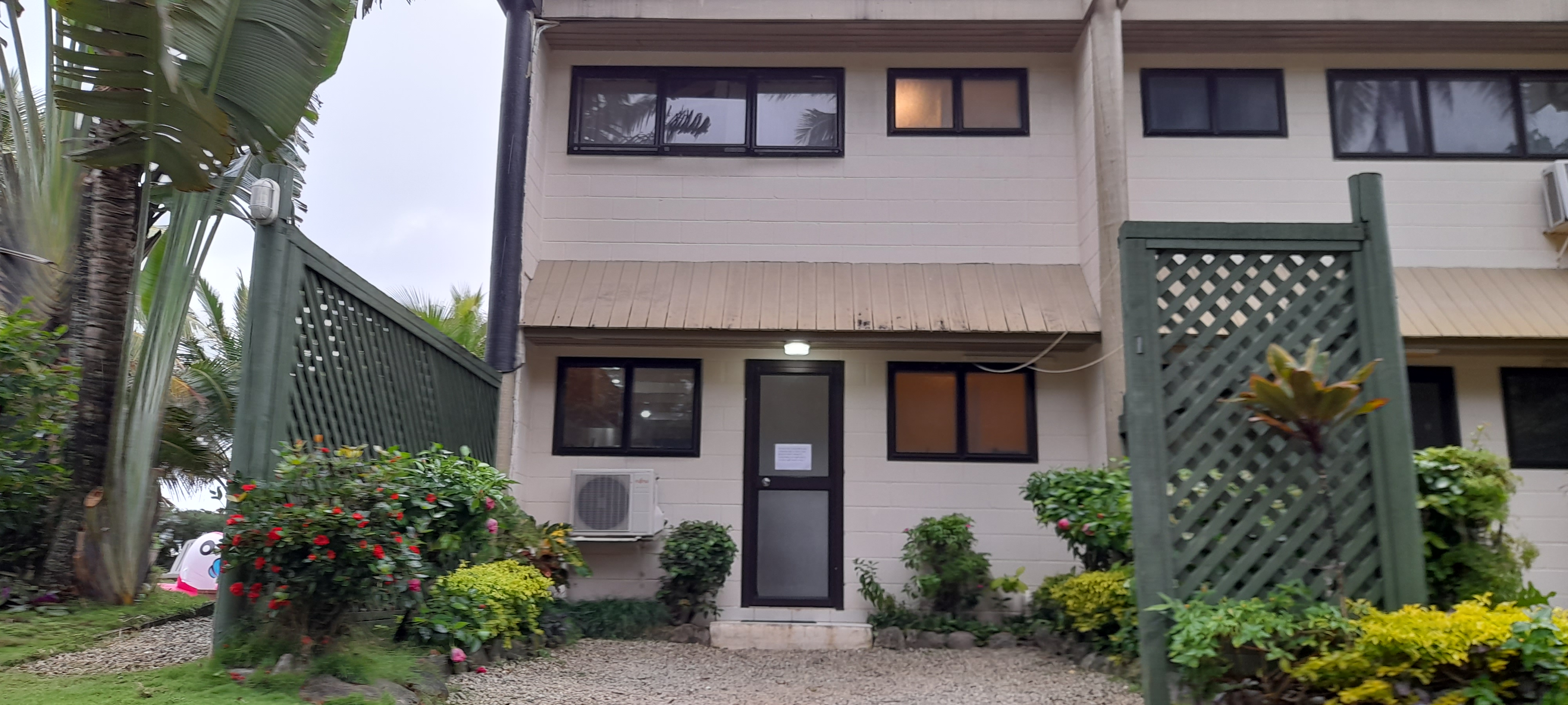 3 bedroom apartments with parking space and cloth line.