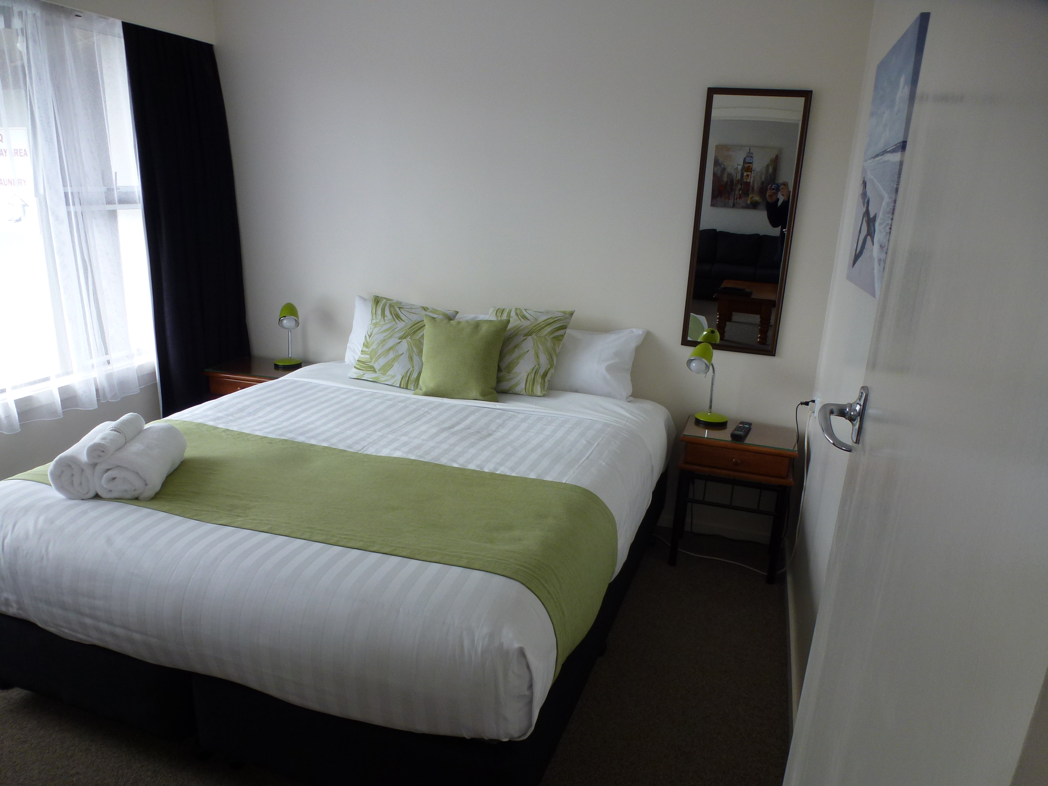 2 bedroom motel room