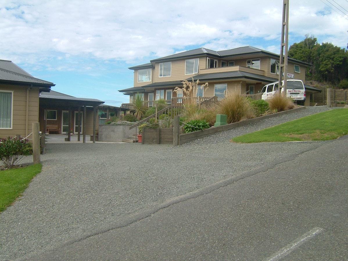 Gallery | The Bay Motel