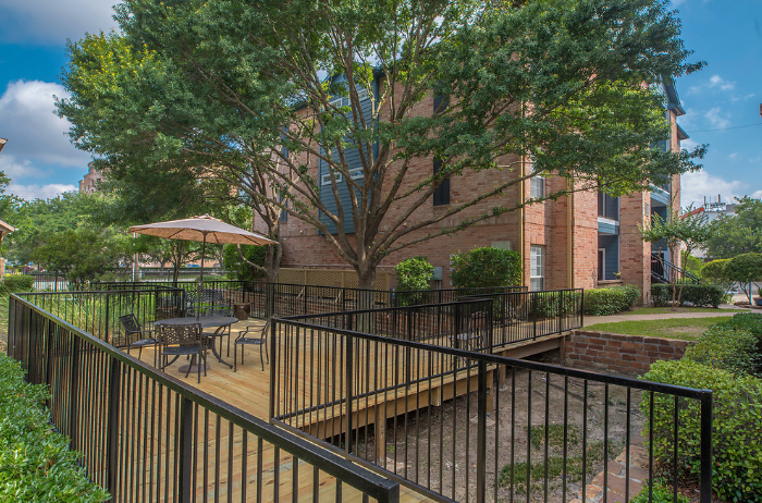 The sun deck at the reside is a great spot for an afternoon lunch