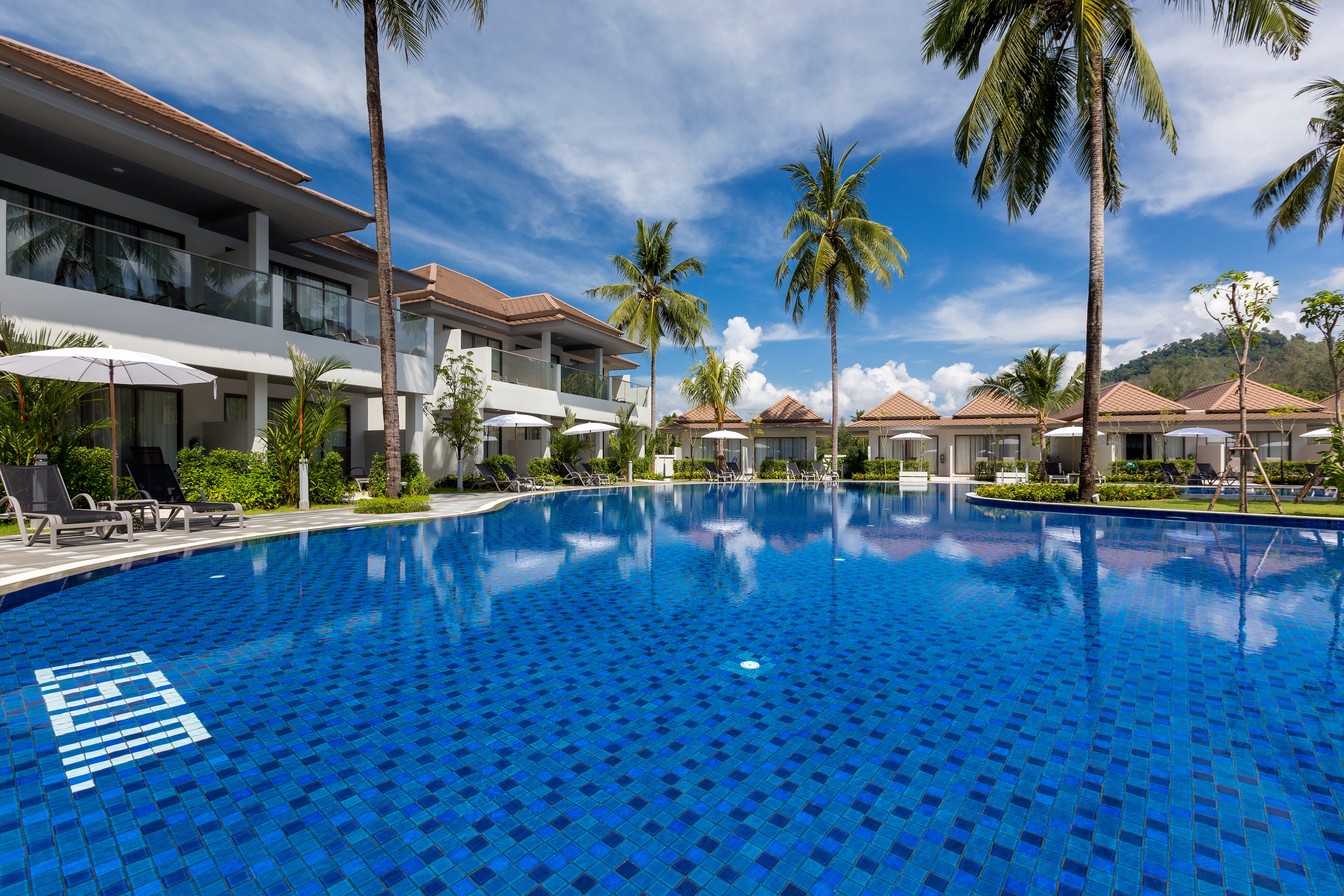 Swimming Pool Family Wing