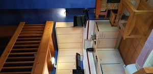 SALON / CHIMENEA Y COCINA AMERICANA APTO. DUPLEX 10