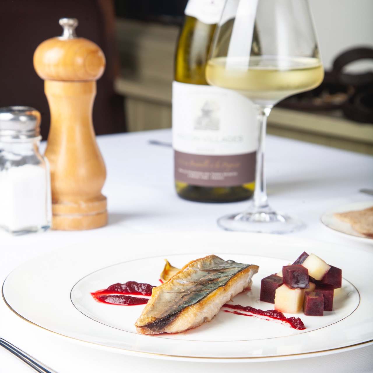 The Tack Room Restaurant & Bar, boutique continental dining in Middleham, Yorkshire Dales, high quality food and service