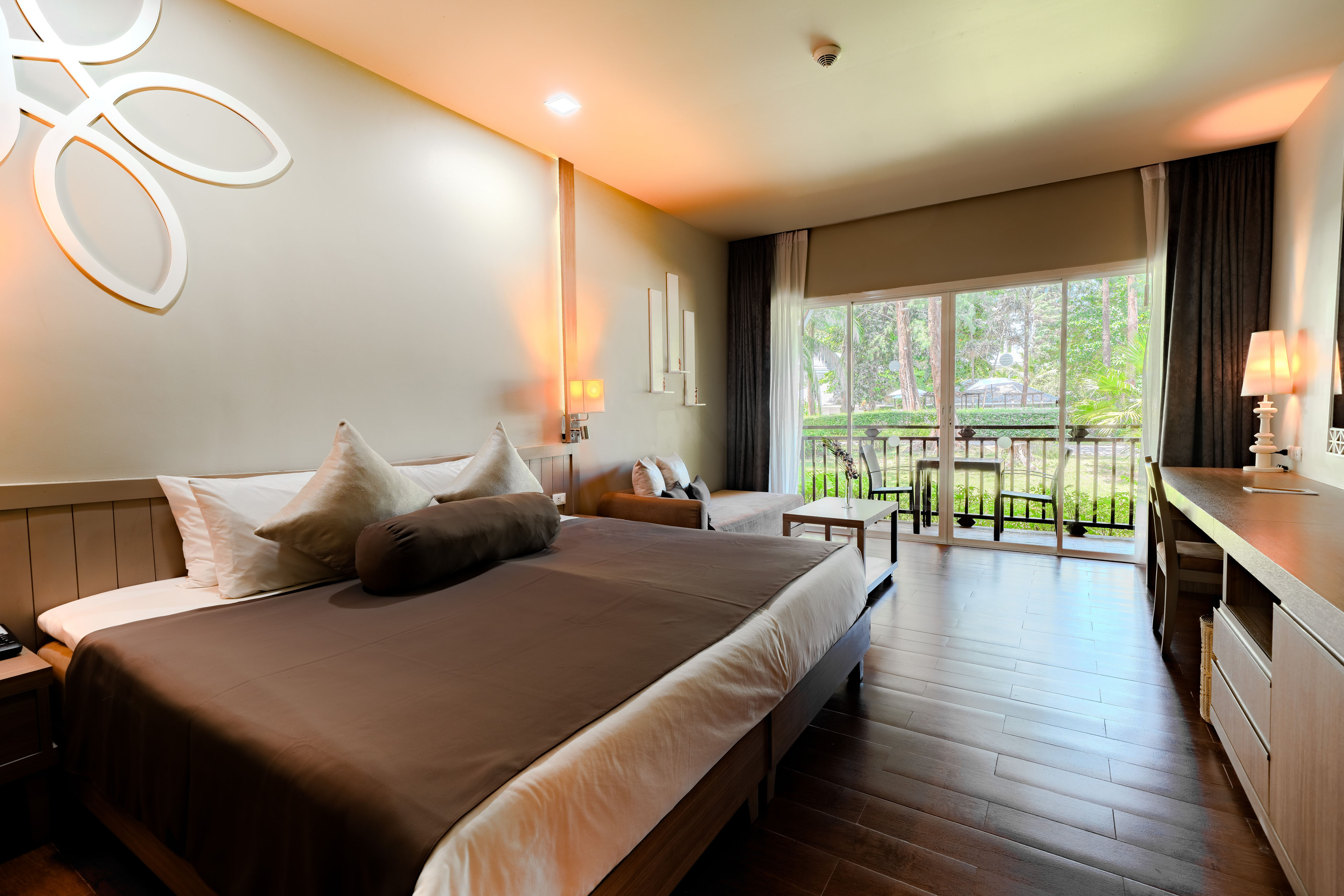 Deluxe - Garden Wing