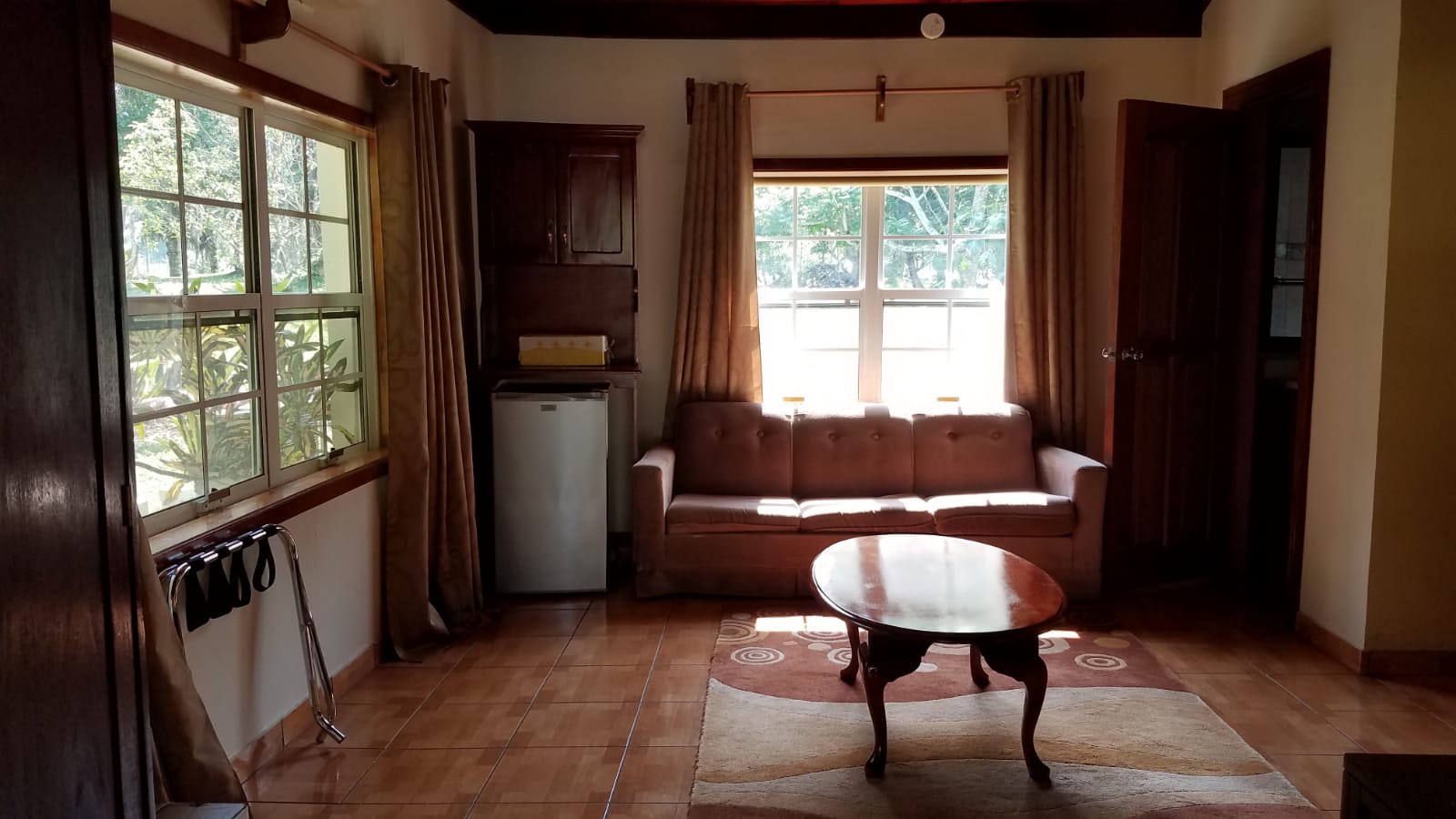 Hibiscus Bungalow - sitting area