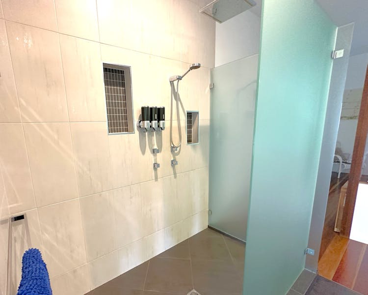 Master Bedroom Ensuite Bathroom with Shampoo, Conditioner and Body Wash
