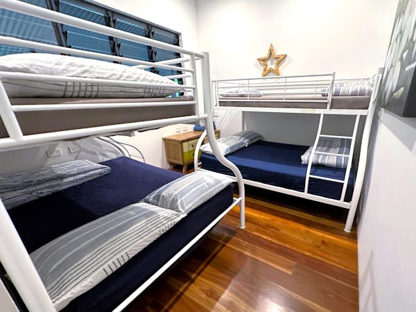 Air Conditioned Bunk Room with Double/Single Bunk Beds