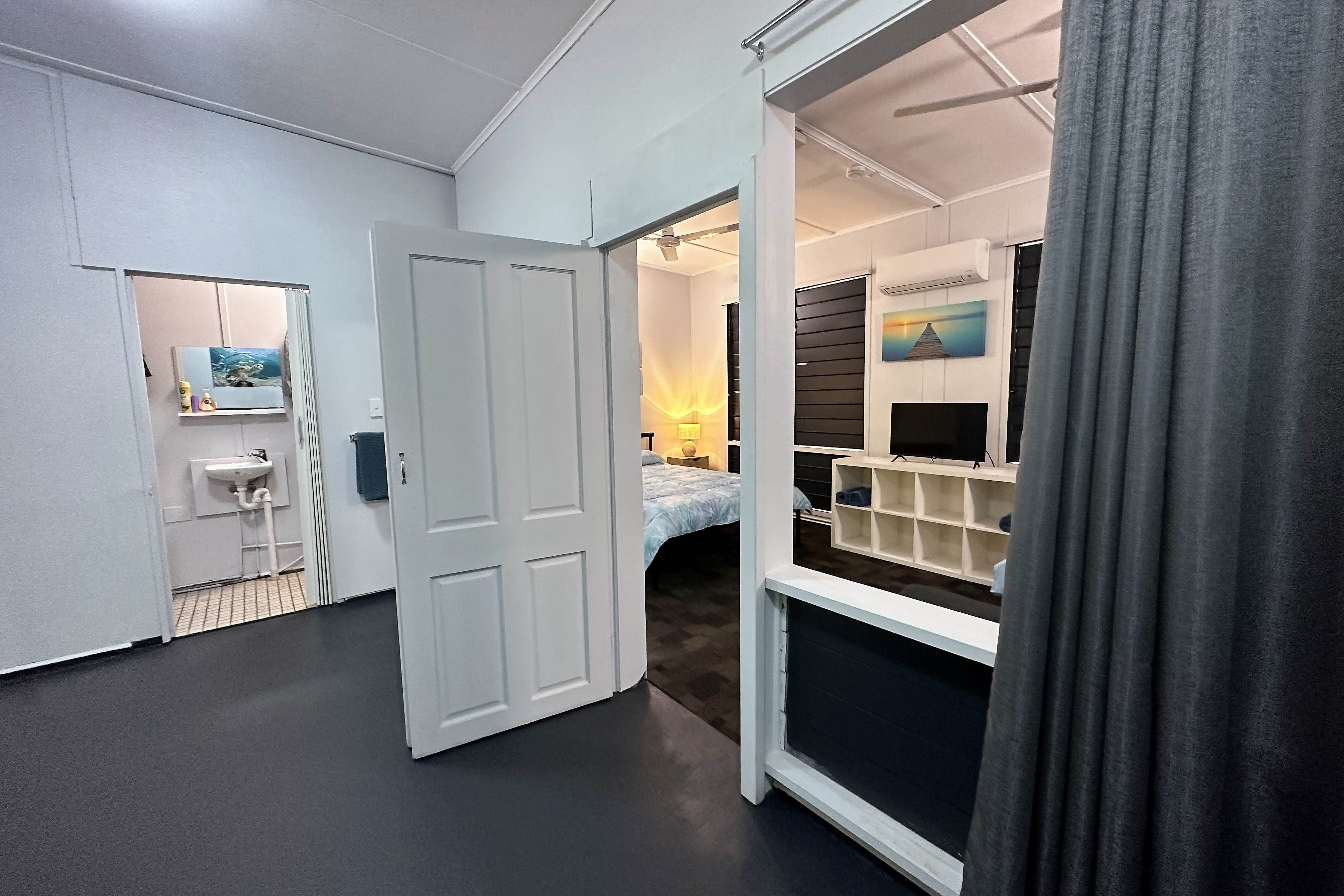 Self-Contained Unit at Golden Sands Retreat, Wagait Beach, NT