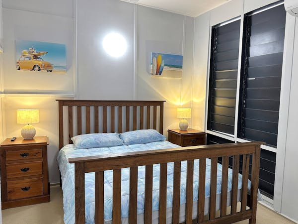 Self-Contained Unit at Golden Sands Retreat, Wagait Beach, NT, Queen Bed