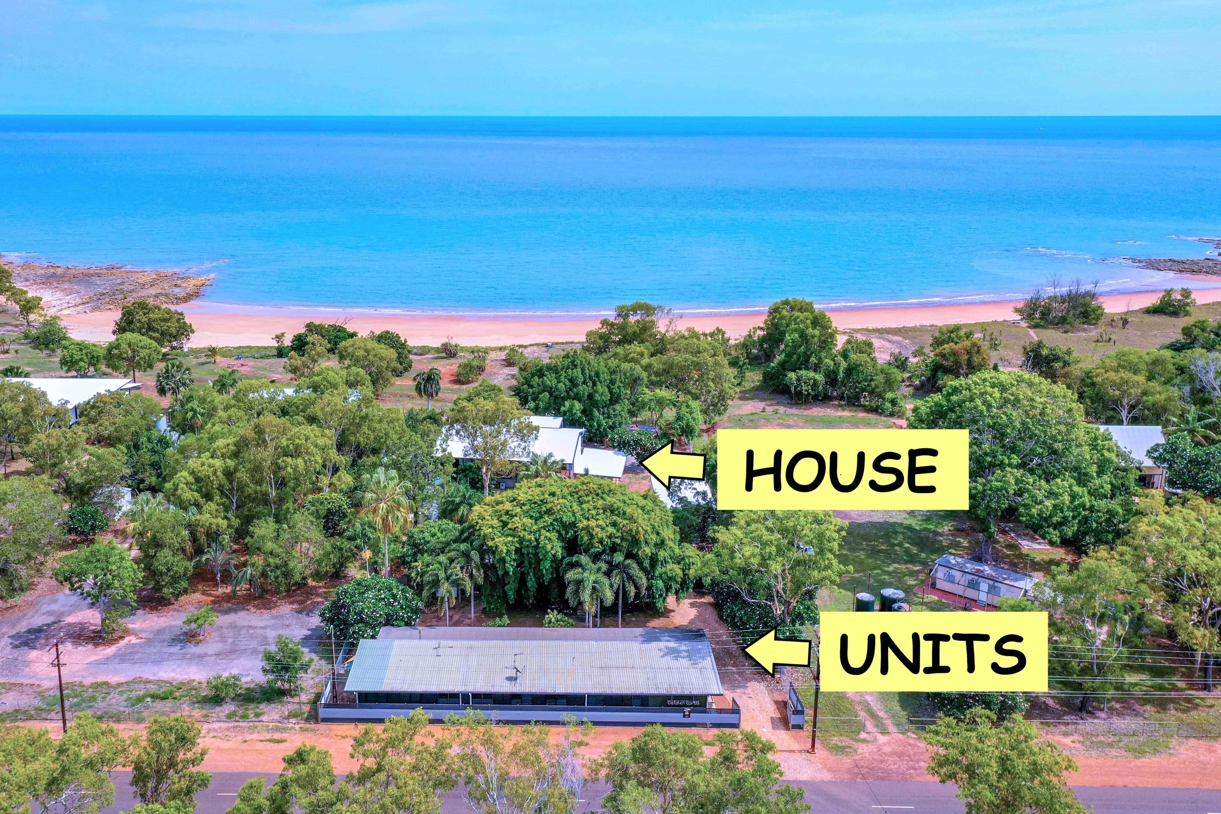 Beach Holiday House Getaway and Self-Contained Units