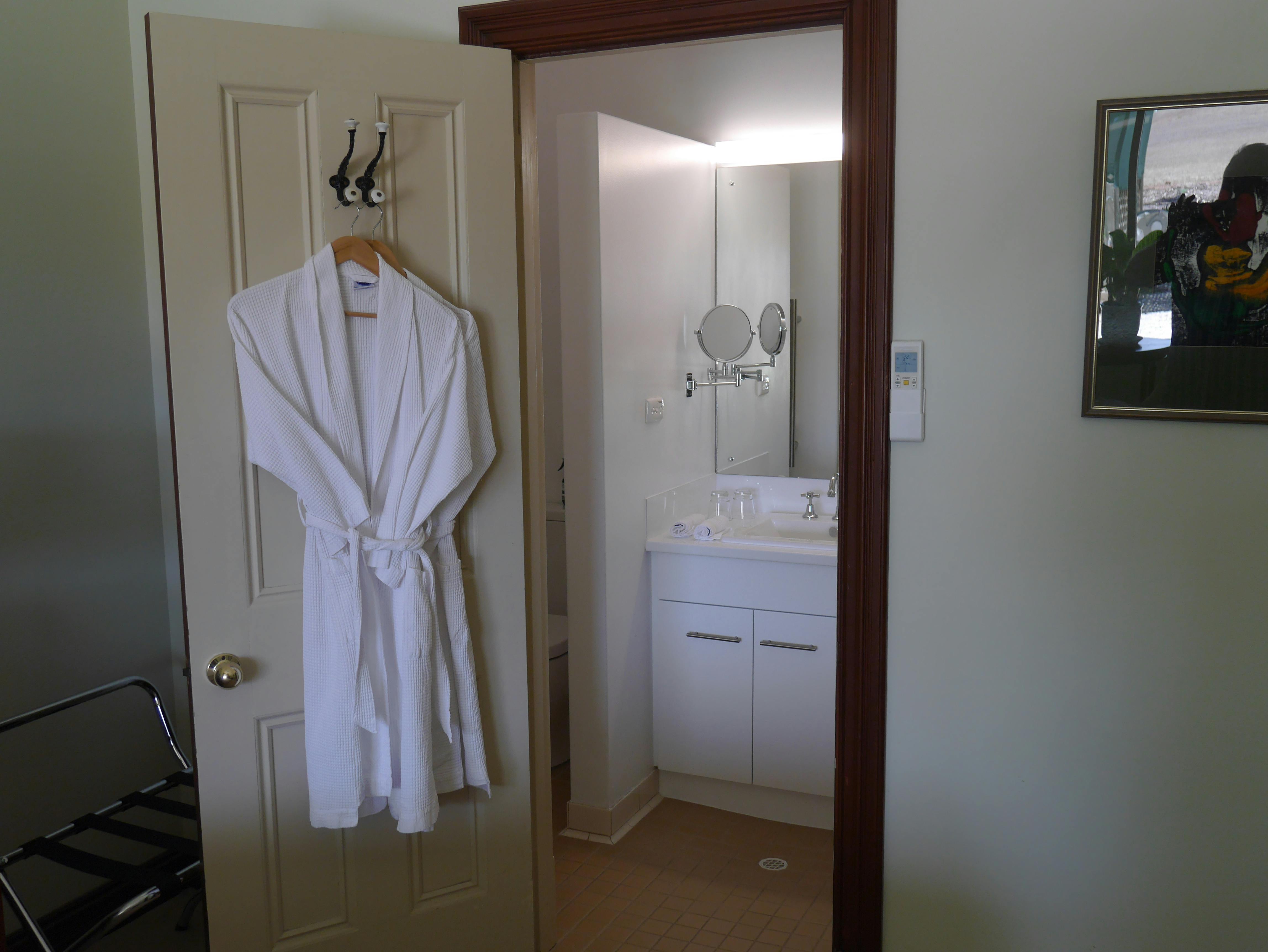 All guest rooms have private en suite facilities