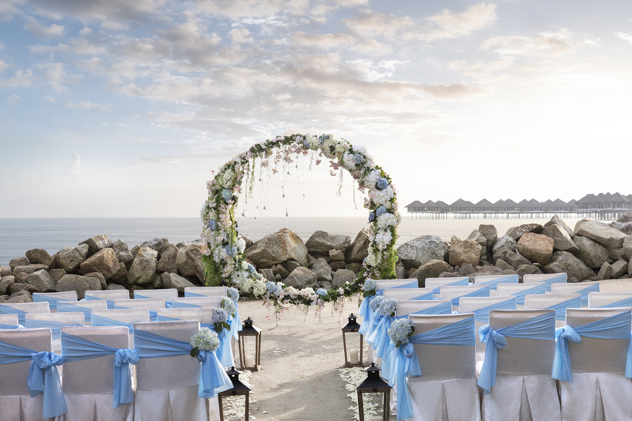 golden_palm_tree_weddings
