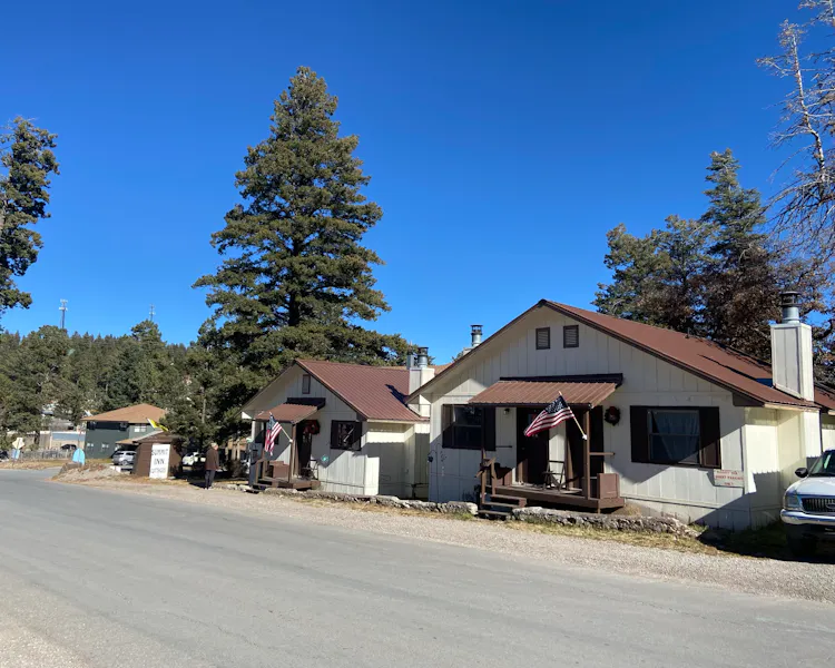 The Summit Inn Cloudcroft NM | Summit Inn