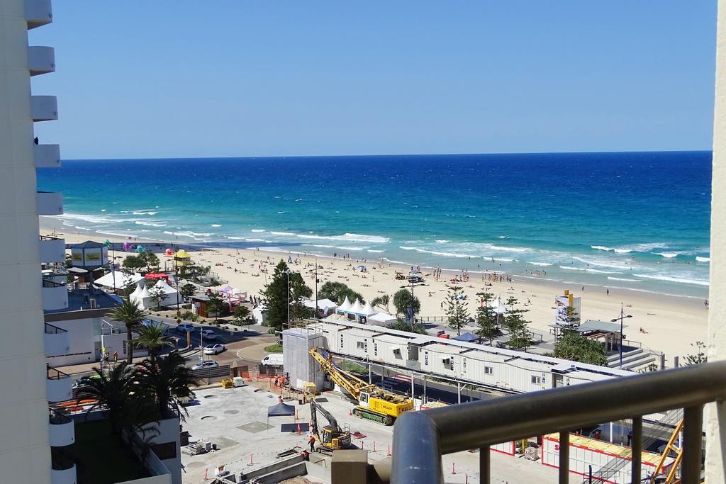 one bedroom apartment with ocean view, surfers paradise beach, gold coast beach, queensland, australia