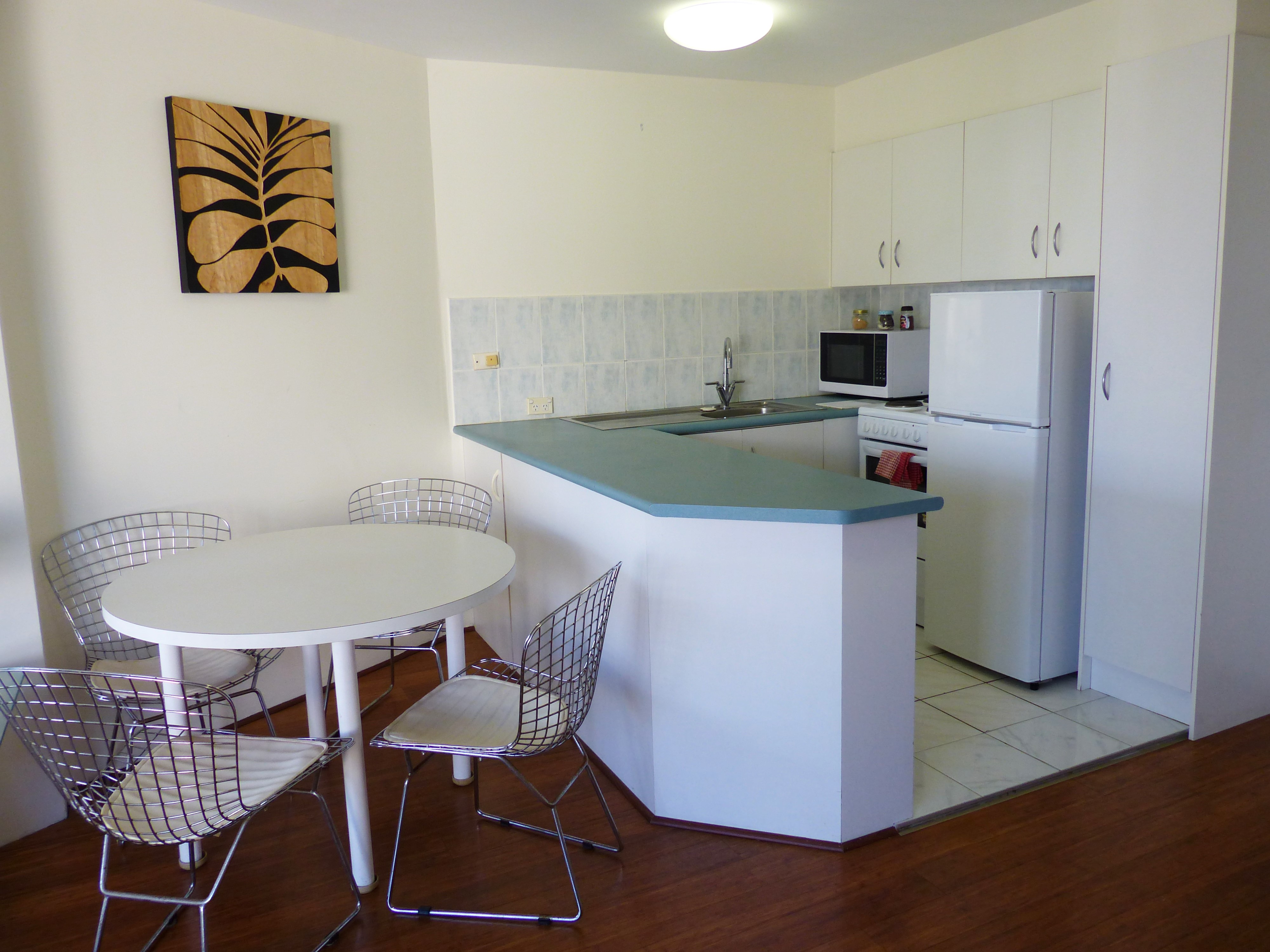 one bedroom apartment, surfers paradise, ocean view, surfers paradise, gold coast, queensland, australia