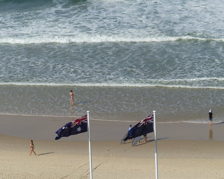 surfers paradise beach, gold coast beach, queensland, australia