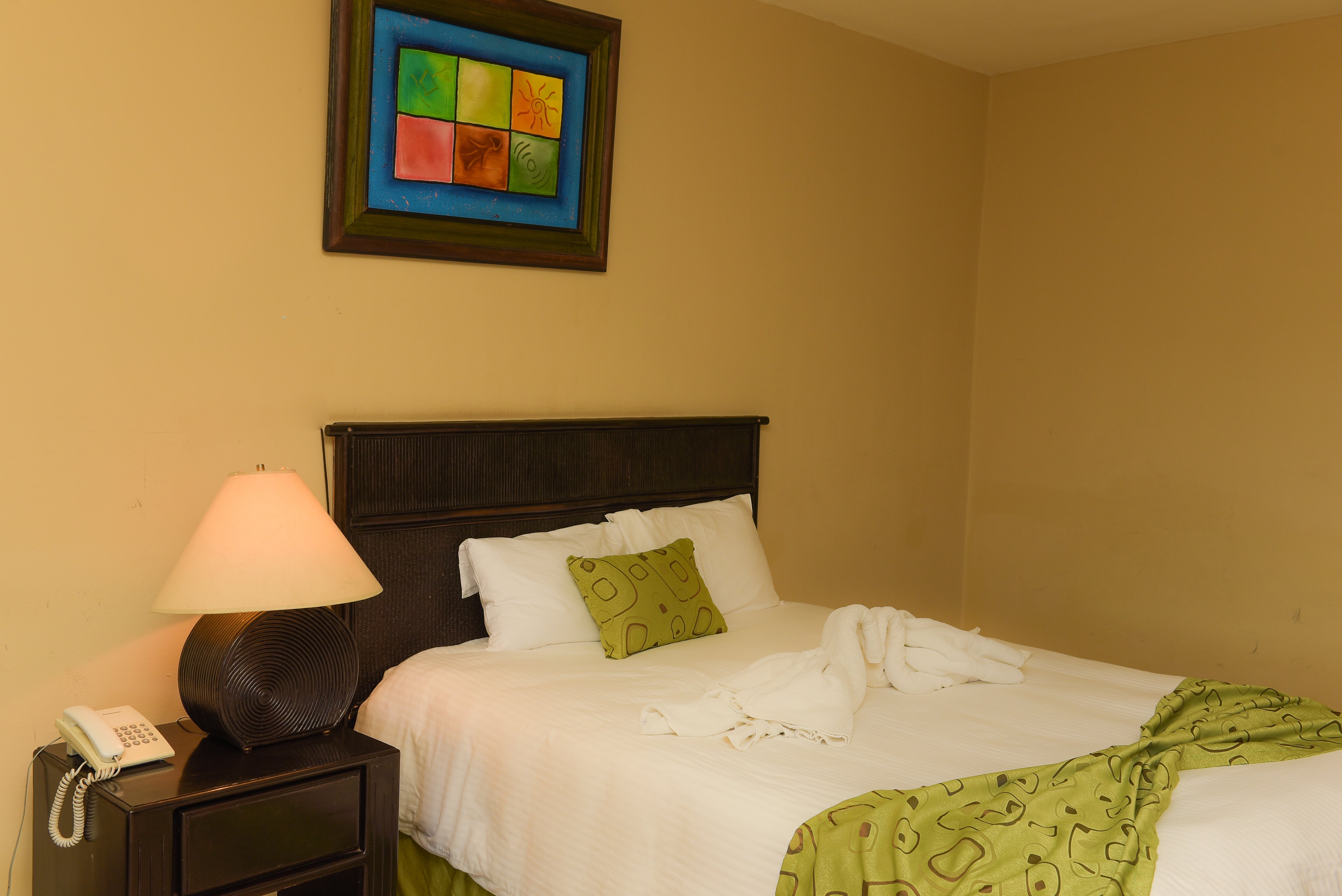 Couples Room King Bed