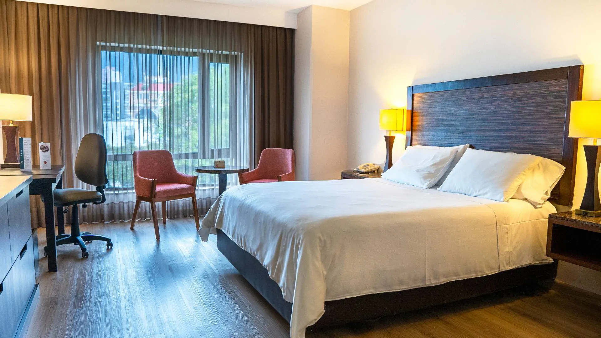 bed type khách sạn là gì