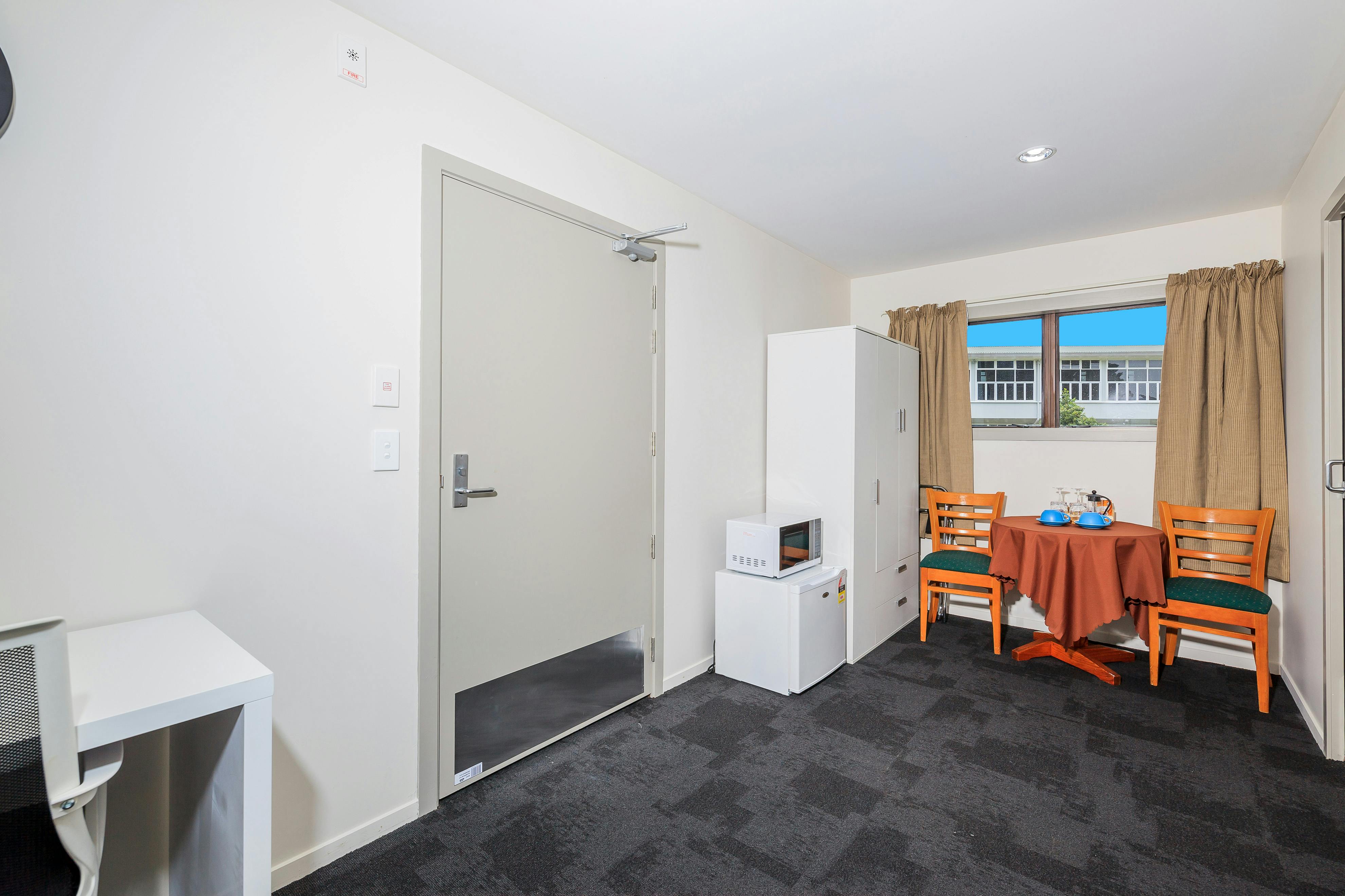 Deluxe Room | Greenlane Motel