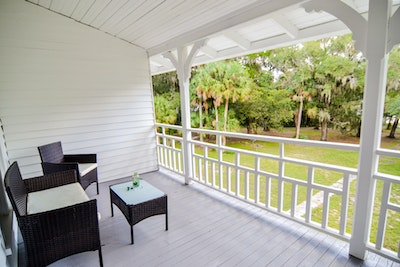 King room: private porch over looking Lake Lagonda