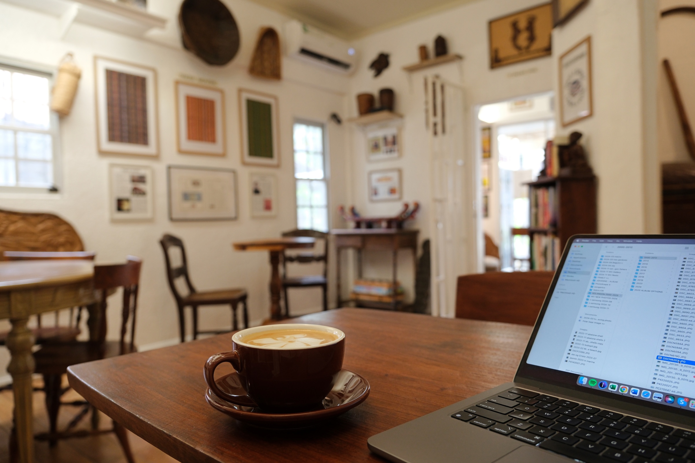 cafe gallery white villas resort siquijor