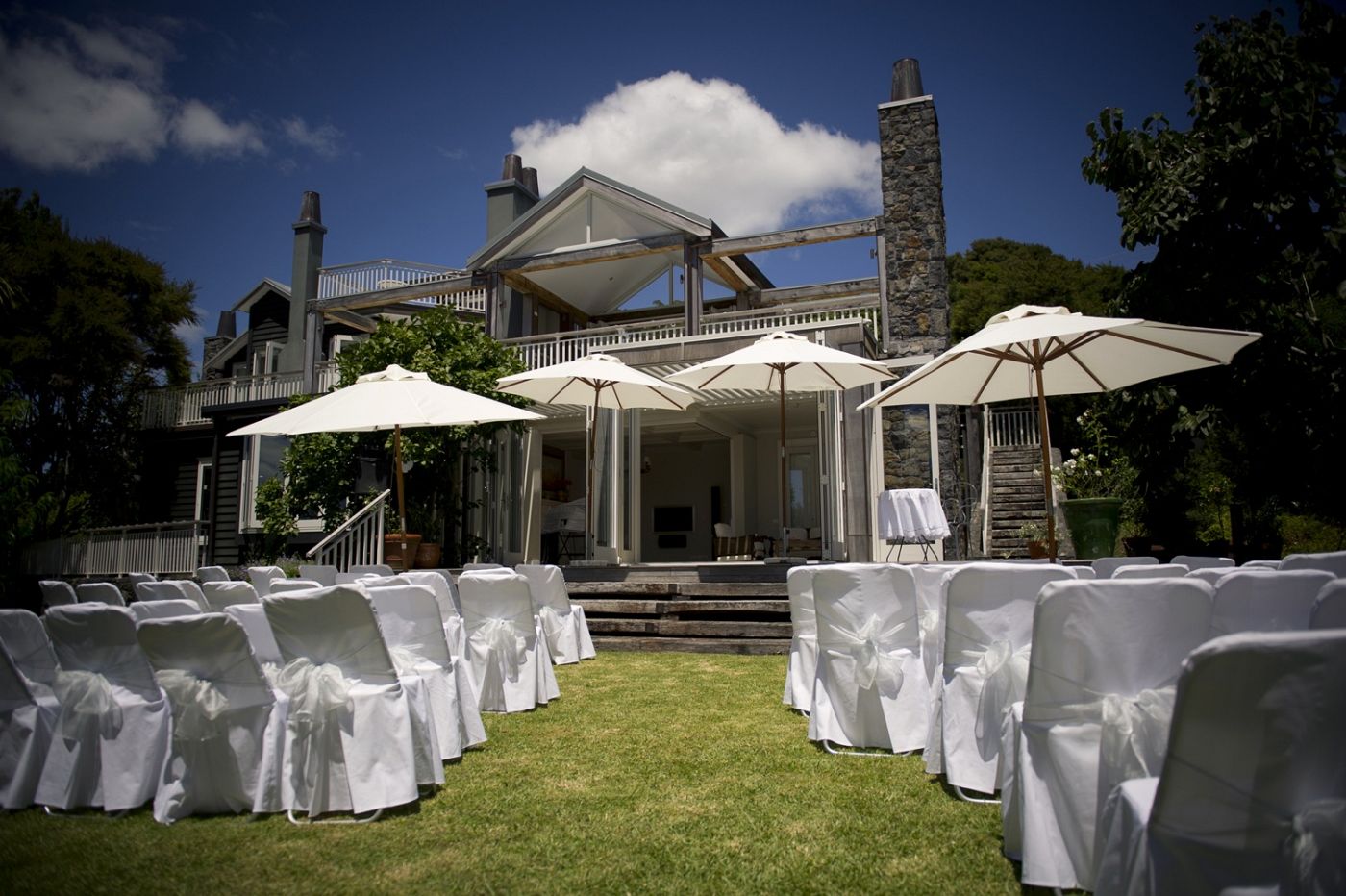 Wedding ceremony seating - 970 Lonely Bay Lodge